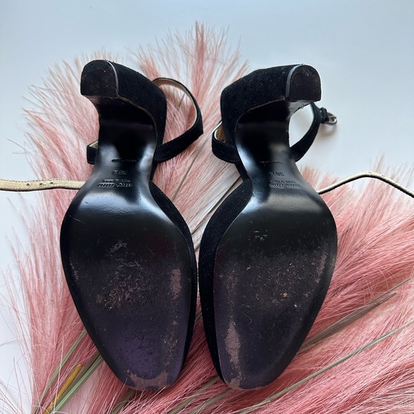 Vintage 90’s Miu Miu heels. Color: Black - Picture 8 of 14
